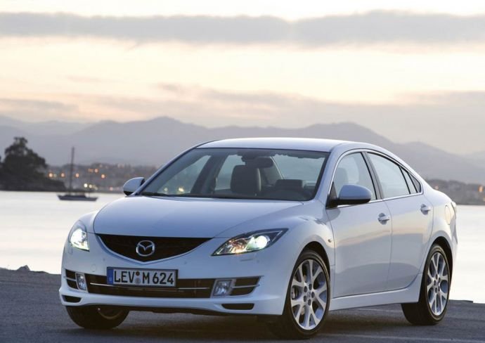 Mazda 6 II Sedan (GH) 1.8i (120 Hp)